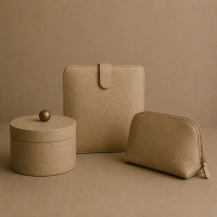 Шкатулки, чехлы, косметички